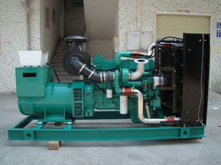潮阳1100kw康明斯柴油发电机组图片 潮阳1100kw康明斯柴油发电机组图片